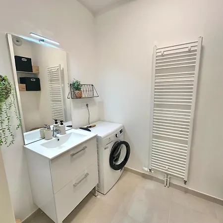 Charles - 6 Pers Avec Parking Et Balcon A Deux Pas De La