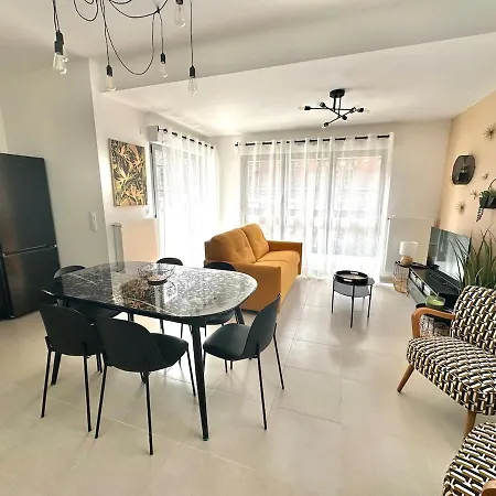 Charles - 6 Pers Avec Parking Et Balcon A Deux Pas De La