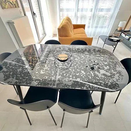 Charles - 6 Pers Avec Parking Et Balcon A Deux Pas De La Apartament